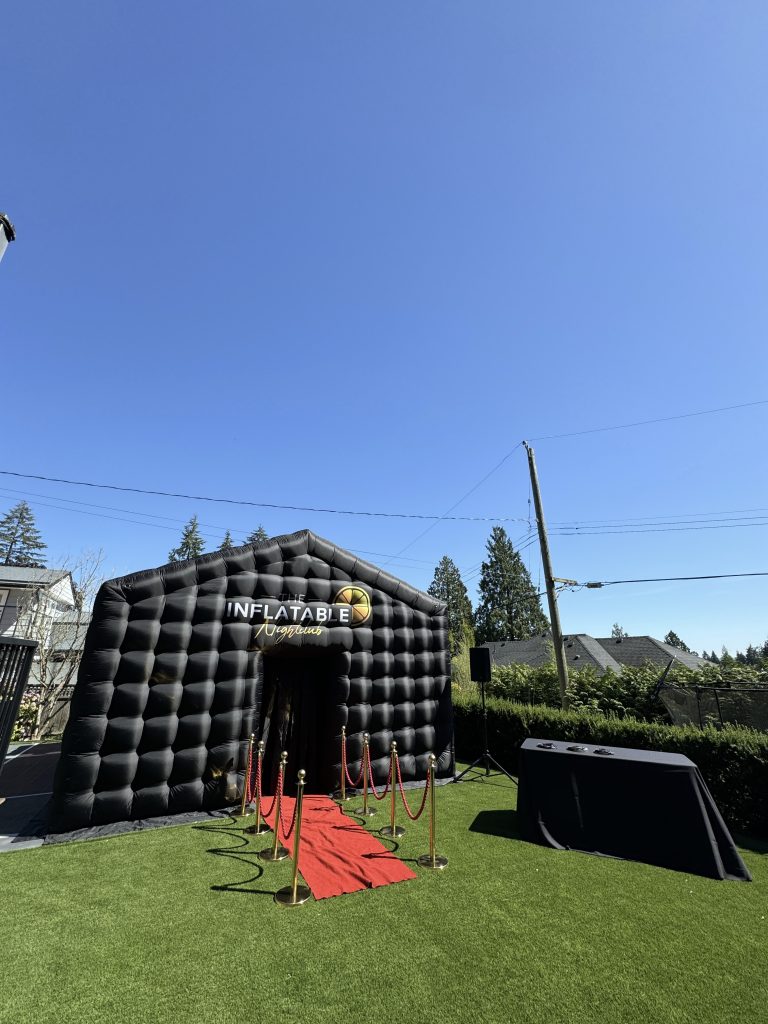 inflatable-event-tent-with-red-carpet-and-blue-sky